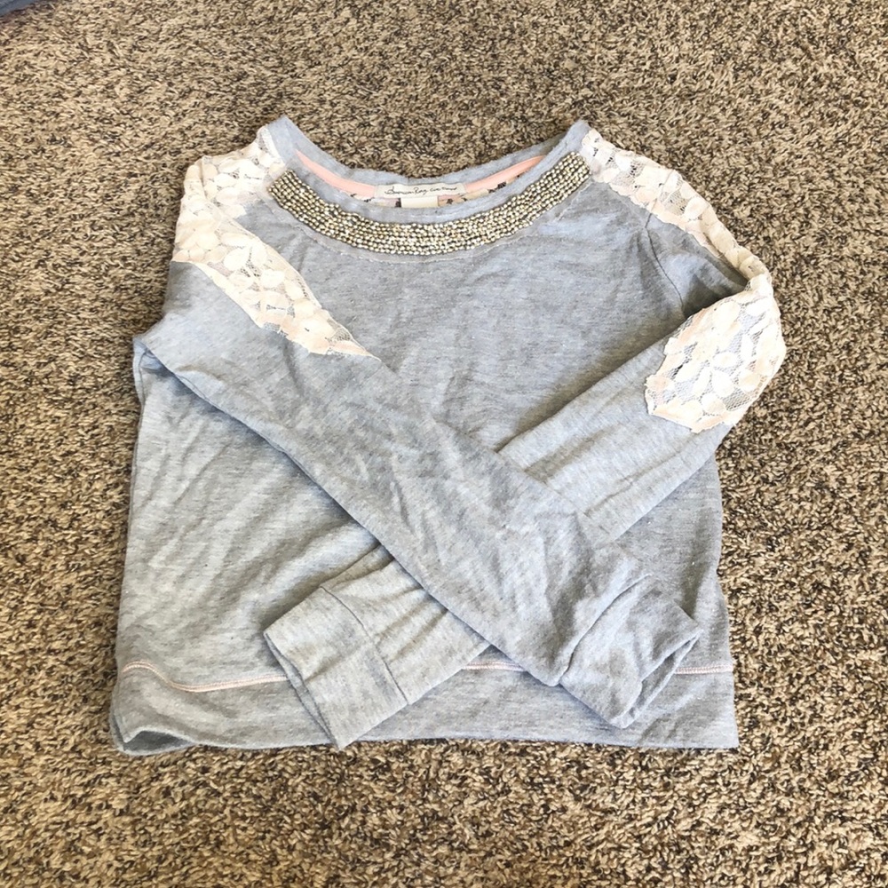Women’s sweater